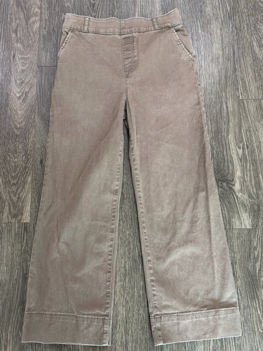 Bagatelle crop wide leg size 6
